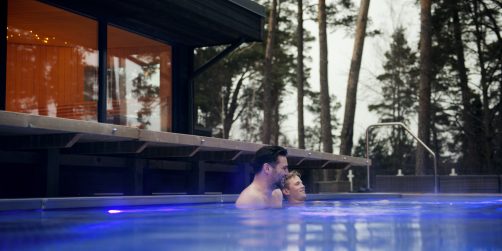 ESS Group köper Blue Hotel