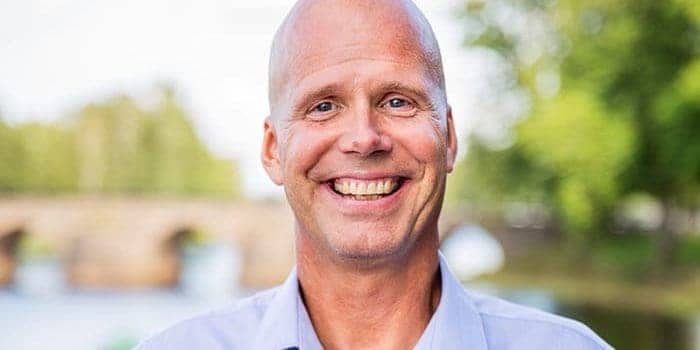 Karlstad CCC rekryterar från flygplatsen