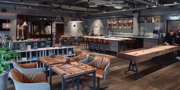 Svanenmärkt möte på Downtown Camper