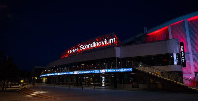 Ikväll lyser Scandinavium och Ullevi i rött 2 Ikväll lyser Scandinavium och Ullevi i rött