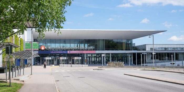 CSG Stockholmsmassan Huvudentre DSC00593 CSG erhåller tilldelningsbeslut avseende bevaknings- och säkerhetstjänster till Stockholmsmässan med ett ordervärde om ca 52 MSEK