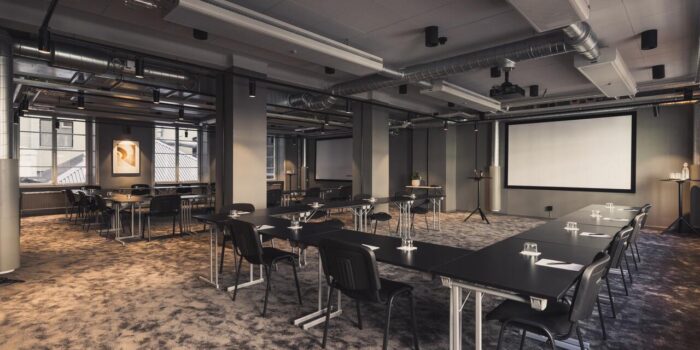 Konferenslokal på Convendum Kungsgatan 9 i Stockholm, med plats för upp till 90 personer och modern teknik.