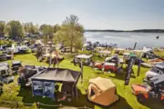 På Overland Adventure Expo hittar du allt för äventyret. Taktält, fordon, tillbehör och campingutrustning varvas med upplevelser, musik och god mat.
