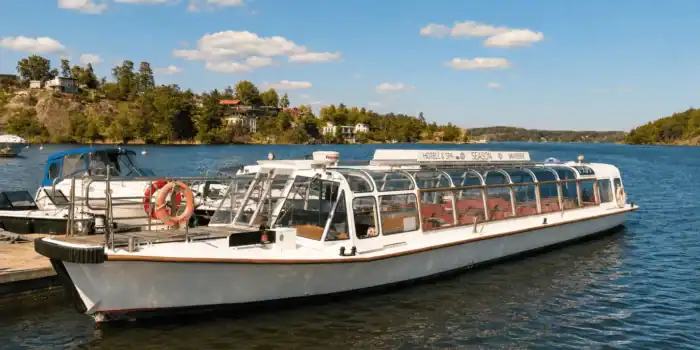 Season Hotel vill göra resan till en del av mötet – lanserar egen charterbåt