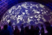 Välkommen till Mötesbaren på Tekniska museet – upplev Wisdome Stockholm